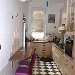 Center, Sunny Spacious Luxury! Apartment