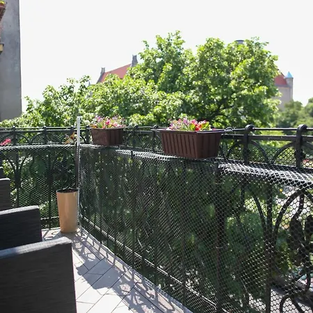 Appartamento Center, Sunny Spacious Luxury! *