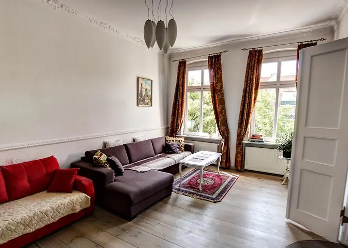 Center, Sunny Spacious Luxury! Lejlighed