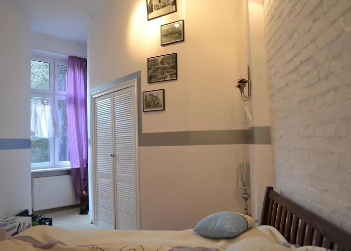 Lejlighed Center, Sunny Spacious Luxury! *